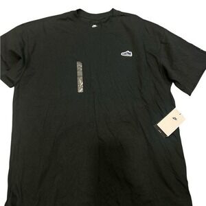 Nike Black Short Sleeve Men's Tee with shoe Logo Large